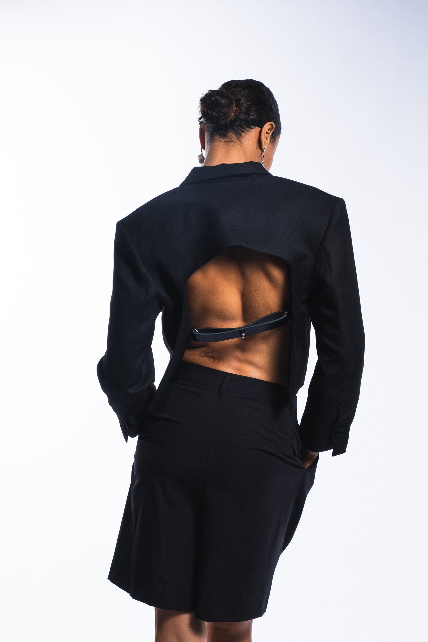 BACKLESS BLAZER - "LA OSADA" BLACK